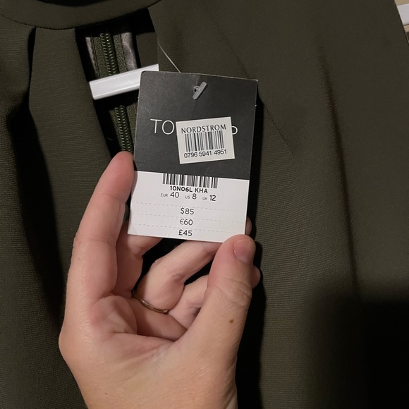 TopShop Cold Shoulder Dress NWT - Picture 8 of 10